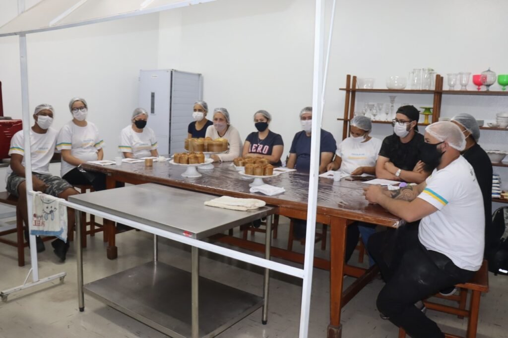 Serra Negra Encerrada Primeira Turma Do Curso Panetones Doces E