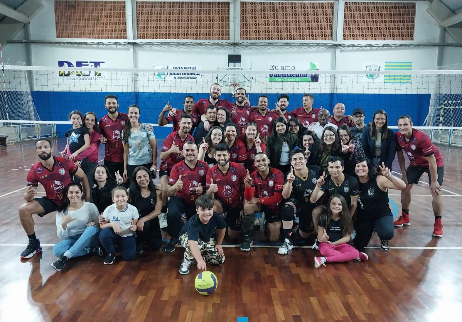 Invicto, vôlei masculino de Artur Nogueira disputa quarta de final dos Jogos Regionais