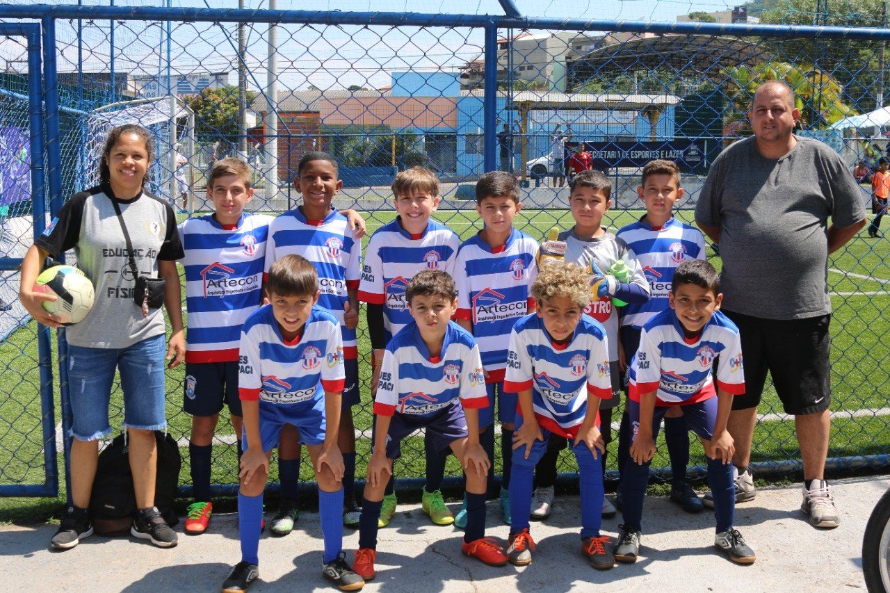 Pedreira está disputando a 4ª Copa Estudantes Mirins de Futebol Society em Serra Negra