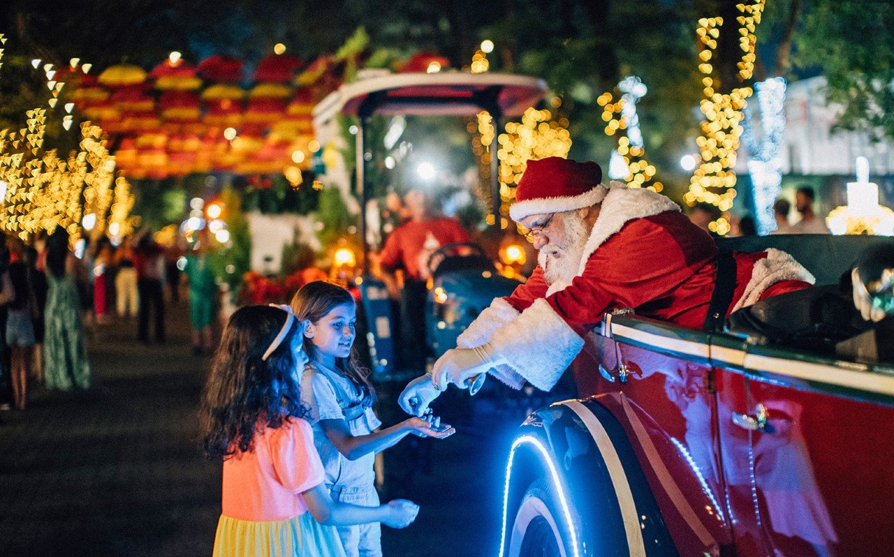 Natal Mágico de Holambra terá Parada de Natal especial nesta sexta-feira