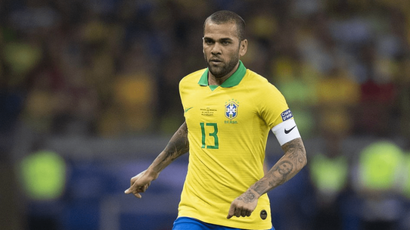 Daniel Alves é detido na Espanha após denúncia de agressão sexual