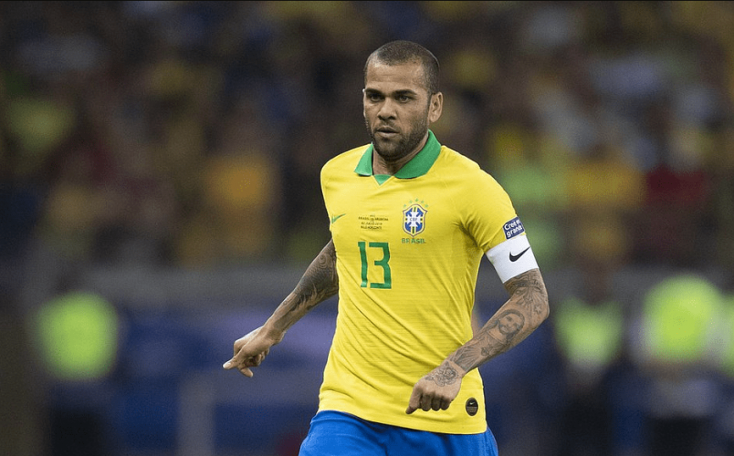 Daniel Alves é detido na Espanha após denúncia de agressão sexual