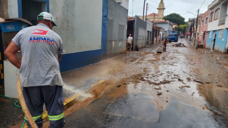 Prefeitura de Amparo realiza campanha para ajudar famílias de Socorro