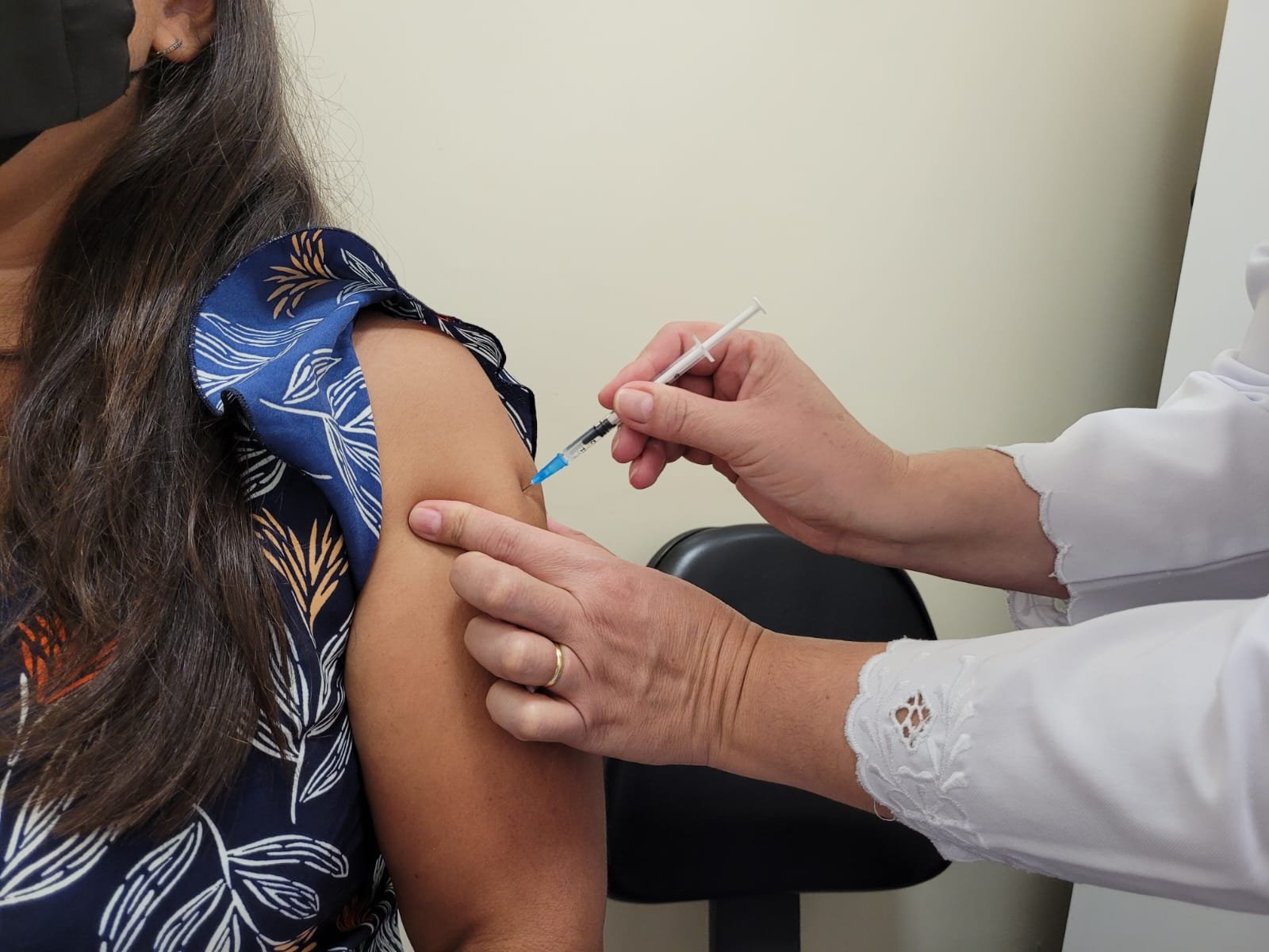Holambra amplia vacinação contra gripe para toda população com mais de 6 meses de idade