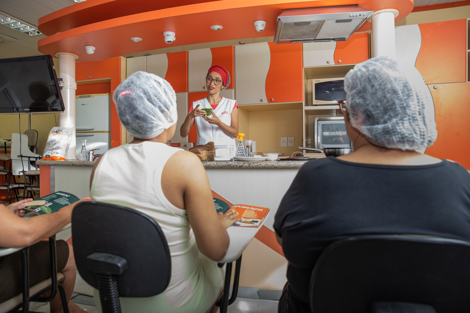 Abertas inscrições para os cursos de alimentação na Unidade Móvel de Vida Saudável do Sesi-SP em Santo Antônio de Posse 