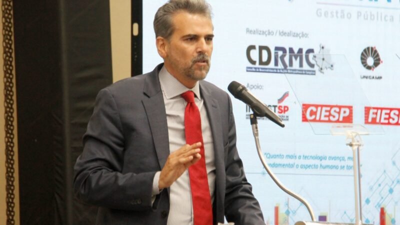 RMC DISCUTE SANEAMENTO E ENERGIA EM EVENTO EM JAGUARIÚNACom a presença de prefeitos e especialistas, encontro será realizado nesta sexta-feira, dia 3 de maio, no Teatro Municipal Dona Zenaide