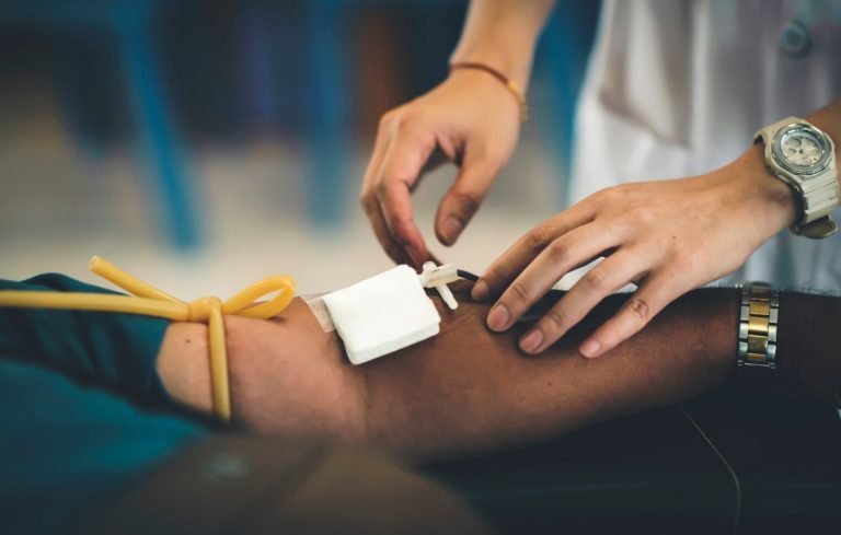 Estado de SP convoca doadores de sangue para ajudar vítimas de acidente de Itapetininga