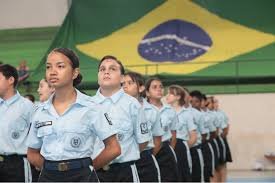 Escolas cívico-militares: comunidades escolares serão ouvidas a partir desta quintaConsulta pública vai até 15 de agosto; expectativa é que 45 escolas se tornem cívico-militares em 2025