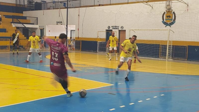 CAMPEONATOS MUNICIPAIS DE FUTSAL E DE FUTEBOL VETERANOS MOVIMENTAM FINAL DE SEMANA EM JAGUARIÚNA