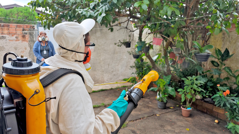 Combate à dengue: Nebulização costal é realizada no Jardim Nossa Senhora das Graças