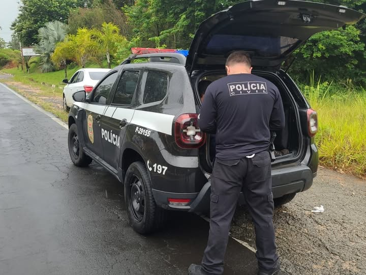 POLICIA CIVIL PRENDE EM FLAGRANTE INDIVIDUO ACUSADO DE FURTAR LOJA.