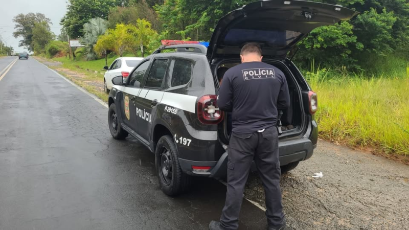 POLICIA CIVIL PRENDE EM FLAGRANTE INDIVIDUO ACUSADO DE FURTAR LOJA.