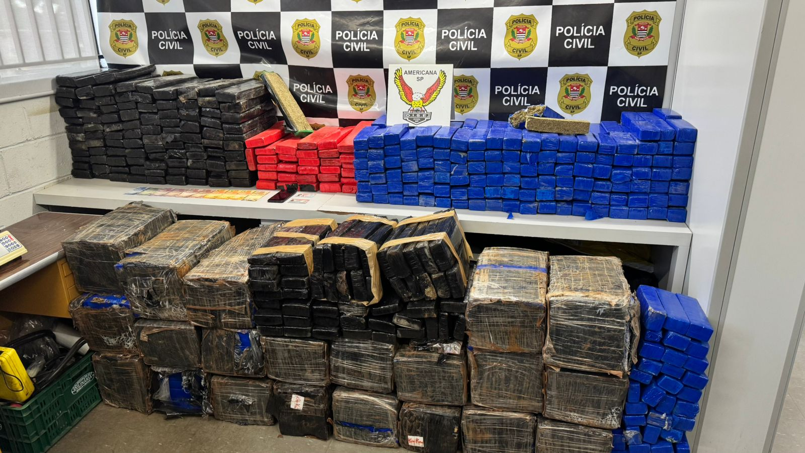Dise apreende quase 800 kg de maconha em operação no interior de São Paulo