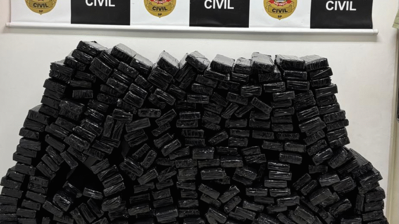 MEGAAPREENSÃO DE MACONHA EM JUNDIAÍ: MAIS DE 400 QUILOS DO ENTORPECENTE FORAM RETIRADOS DE CIRCULAÇÃO PELA POLÍCIA CIVIL