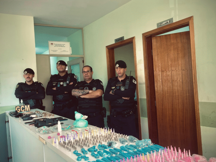 🚨 Megaoperação em Santo Antônio de Posse-SP termina com prisão por tráfico de drogas e apreensão de arma 🚨