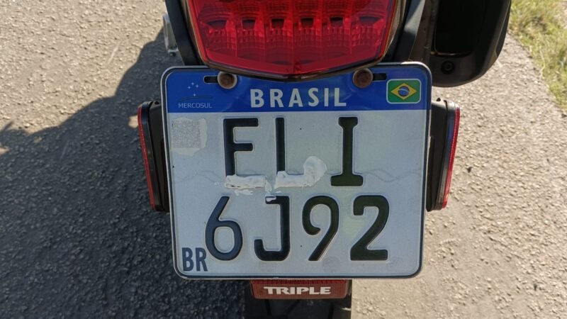 Policiamento Rodoviário prende motociclista por adulteração de placa em Jaguariúna