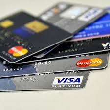 🚨 ALTA NOS JUROS DO CARTÃO DE CRÉDITO: BRASILEIROS CORREM RISCO DE INADIMPLÊNCIA E “NOME SUJO”! VEJA COMO USAR O CARTÃO SEM CAIR EM ARMADILHAS! 💳💥
