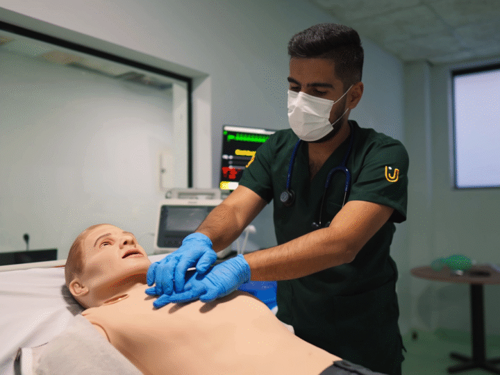 UniFAJ abre inscrições para o vestibular de Medicina 2026