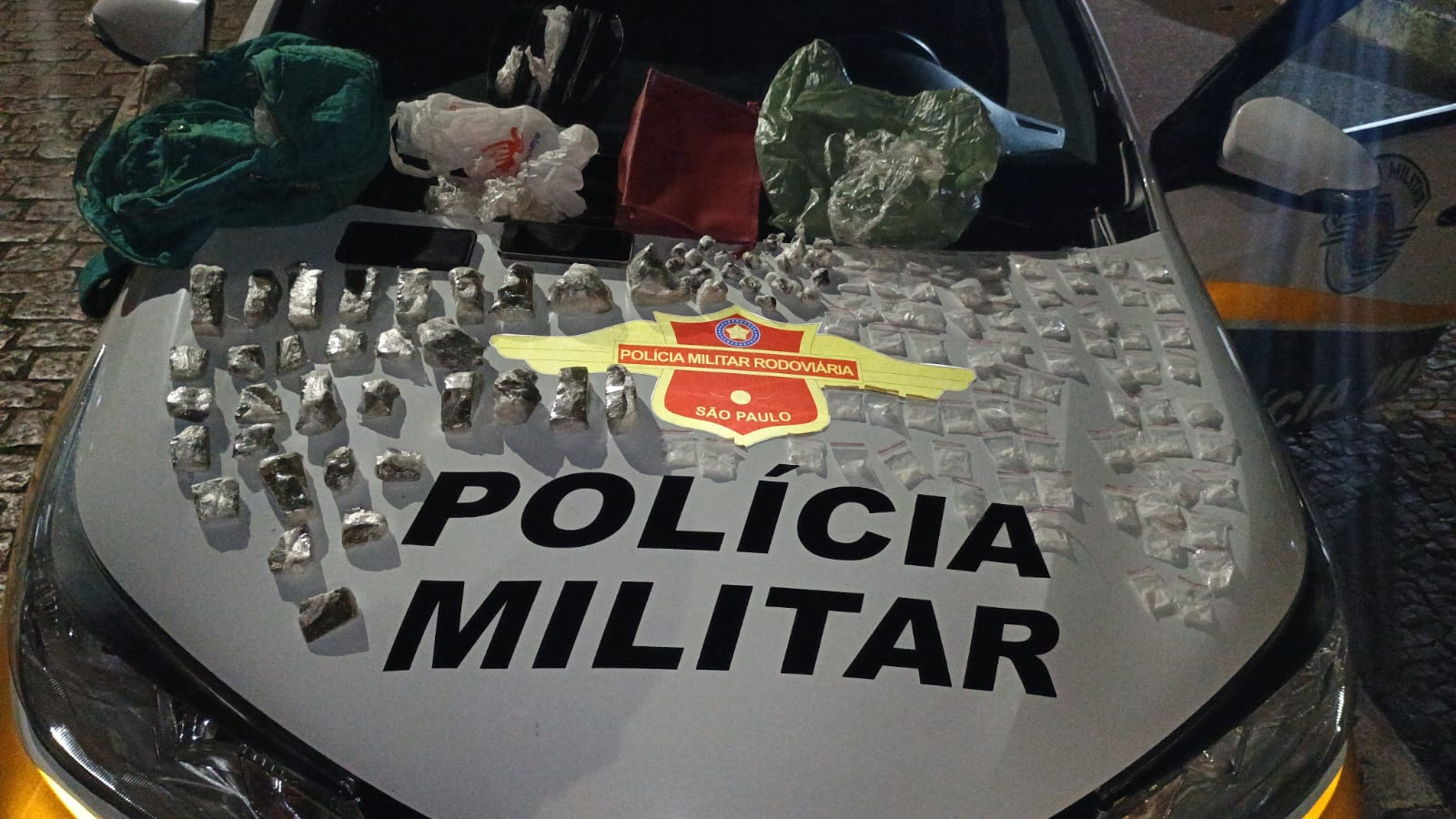 🚨 FLAGRANTE EM MOCOCA: POLÍCIA RODOVIÁRIA PRENDE TRAFICANTE NA SP-340 🚔