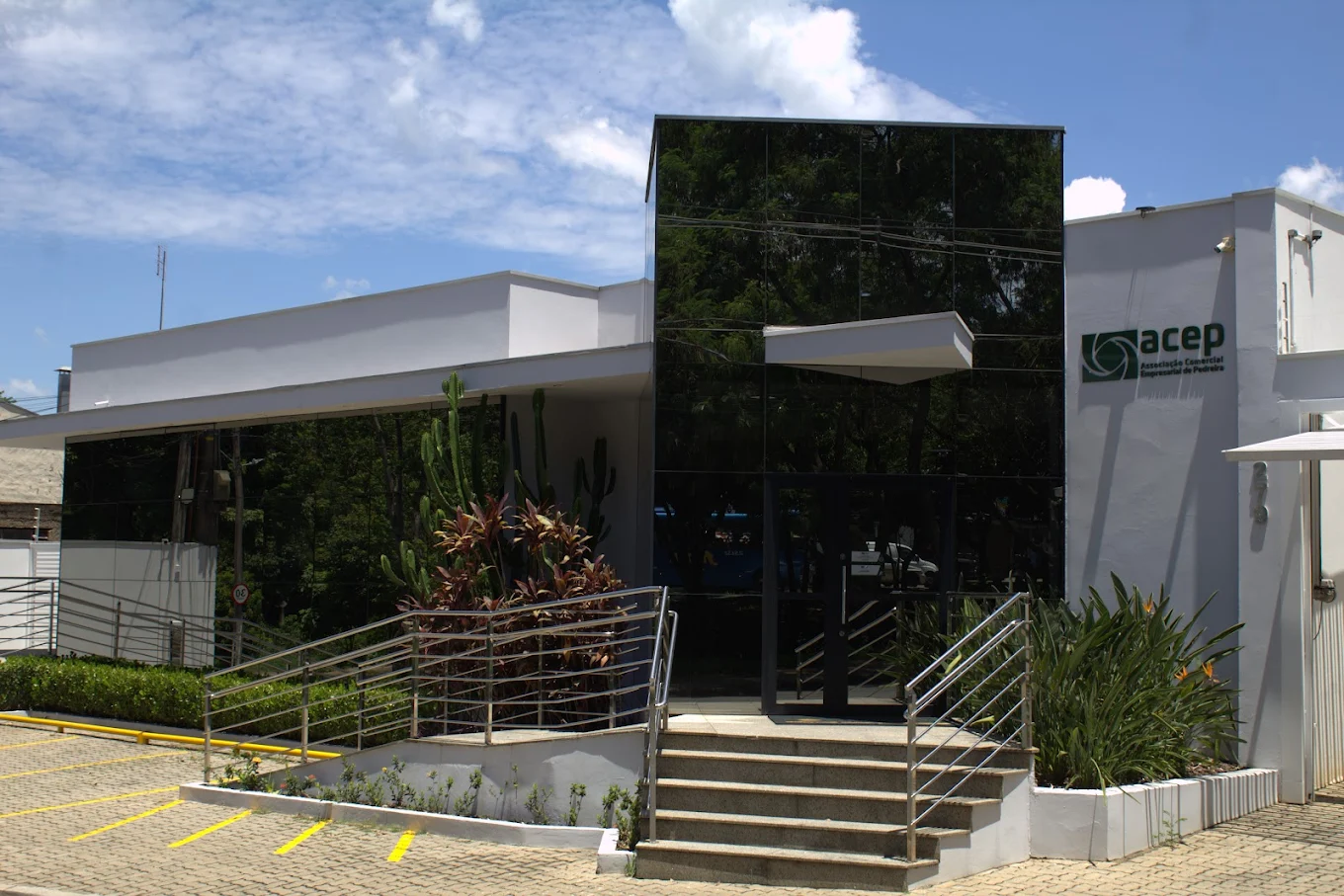 CIDADE DE PEDREIRA – Quarta edição do Pedreira Digital chega para apoiar pequenos negócios na jornada digital.Iniciativa do Sebrae-SP oferece conteúdos e orientações para quem quer vender mais usando a internet de forma estratégicaPor Redação