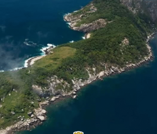 🚨 🚨 TRAGÉDIA NO LITORAL: LANCHA NAUFRAGA EM ITANHAÉM E TRÊS PESSOAS ESTÃO DESAPARECIDAS 🚨