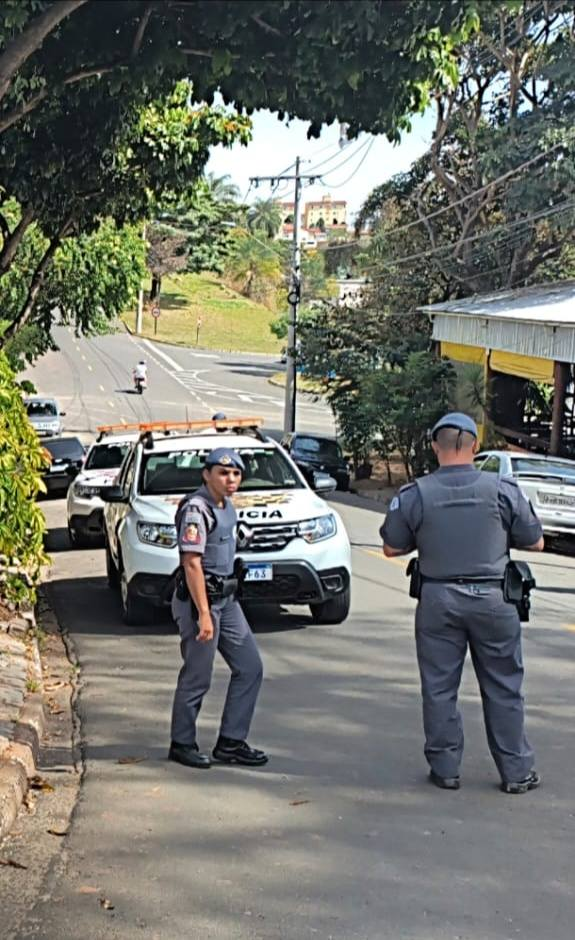 Mulher é mantida em cárcere privado com bebê por mais de 10 horas em Pedreira; agressor é preso pela Polícia Militar