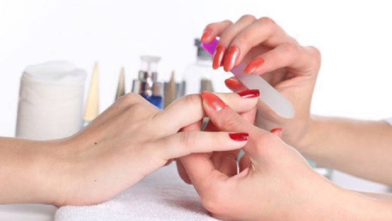 FUNDO SOCIAL DE JAGUARIÚNA ABRE INSCRIÇÕES PARA CURSO GRATUITO DE MANICURE NESTA QUINTA