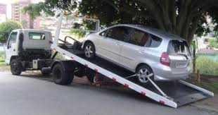 Projeto de Lei quer derrubar guinchamento de carros e cobrança de pátio aos fins de semana e feriados