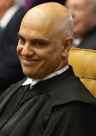 🇧🇷 JUDICIÁRIO BRASILEIRO NO OLHAR DA IMPRENSA INTERNACIONAL: MORAES E O STF ACUSADOS DE “GOLPE DE ESTADO” 📰