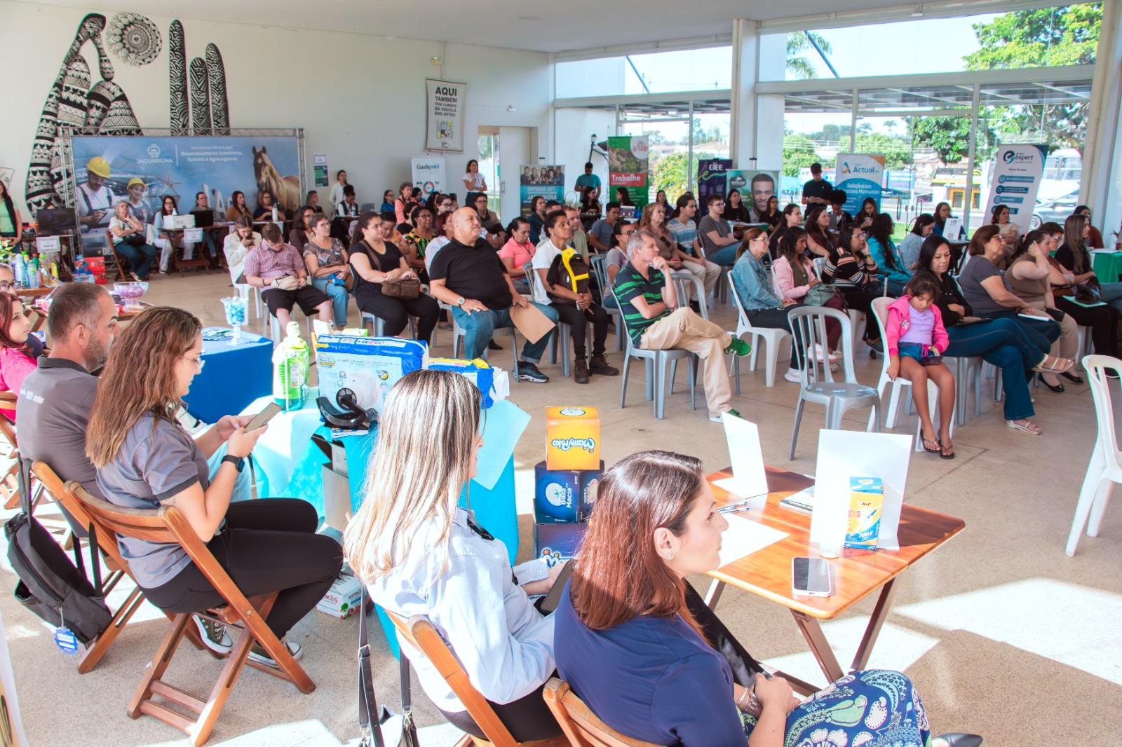 PREFEITURA DE JAGUARIÚNA REALIZA FEIRÃO DE EMPREGOS NO BOULEVARD EM SETEMBRO