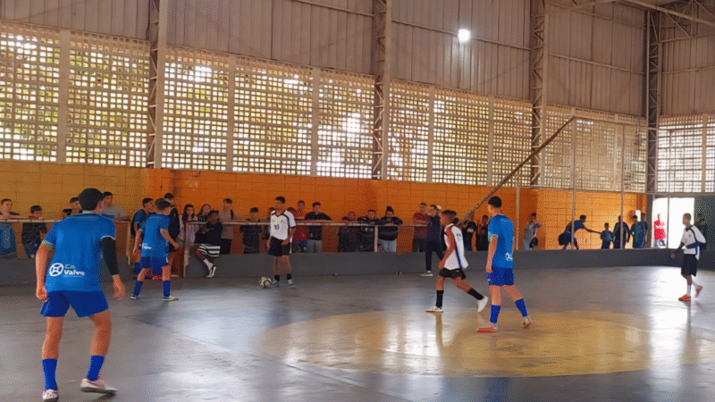 INTERNÚCLEOS DE FUTSAL ACONTECE SÁBADO NO PARQUE AMÉRICO TONIETTI