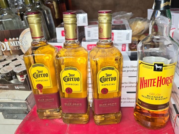 🚨 POLÍCIA CIVIL DESMANTELA COMÉRCIO DE BEBIDAS IMPRÓPRIAS PARA CONSUMO EM COSMÓPOLIS