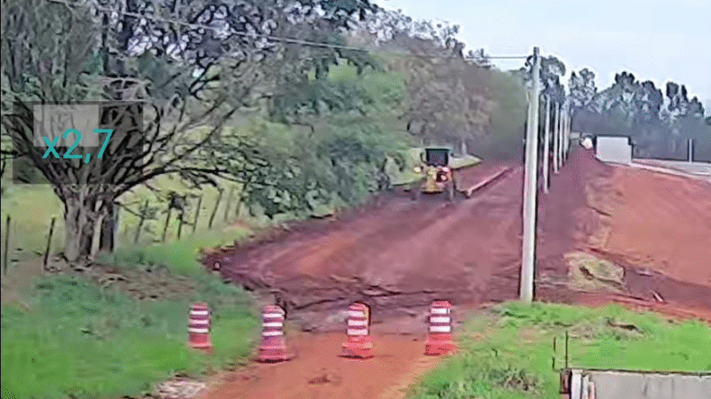 MORADORES DENUNCIAM DESIGUALDADE EM OBRAS DE ASFALTAMENTO NO MORRO DO CHUVISCO, EM JAGUARIÚNA