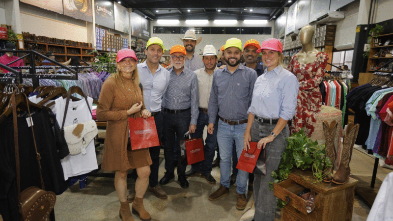 JAGUARIÚNA APRESENTA CIRCUITO COUNTRY A REPRESENTANTES DO TURISMO REGIONAL