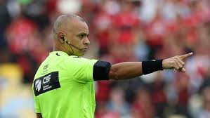 ⚽ ARBITRAGEM BRASILEIRA: UMA VERGONHA NACIONAL QUE INSULTA O FUTEBOL!