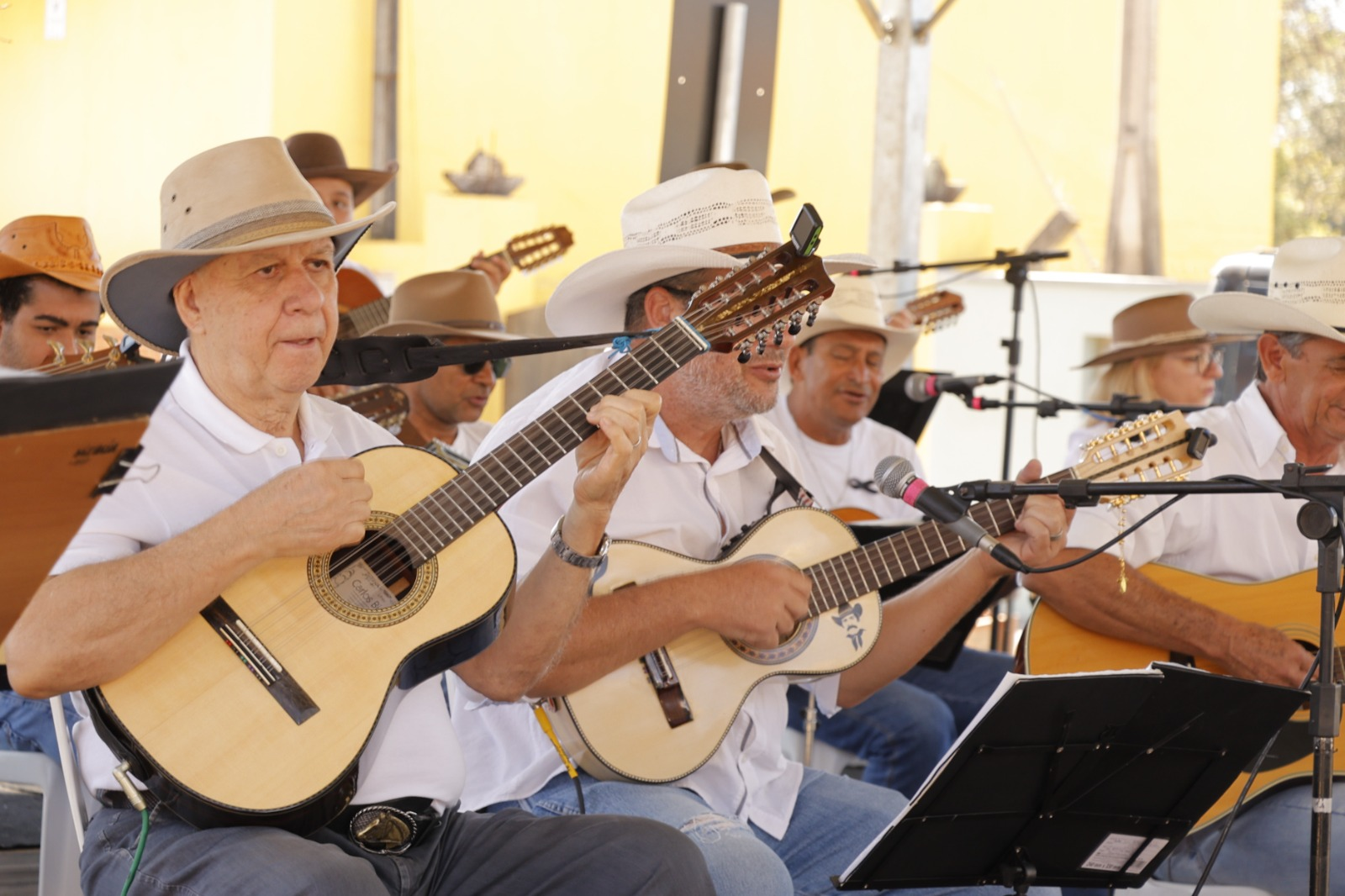 NESTE DOMINGO TEM ‘CAFÉ COM VIOLA’ NO BOULEVARD DO CENTRO CULTURAL