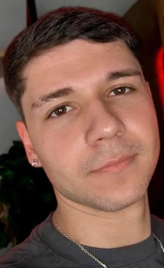 Jovem de 21 anos morre após acidente da motocicleta que ele estava com carro de autoescola em Pedreira .