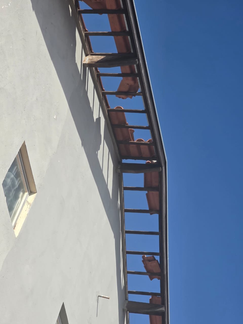 🌪️ MINI-TORNADO E VENTOS EXTREMOS PROVOCAM ESTRAGOS EM JAGUARIÚNA; MORADORES RELATAM CENAS DE PÂNICOJORNAL DIGITAL REGIONAL