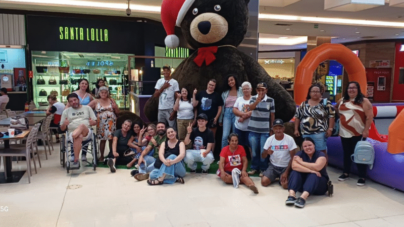 CAPS 1 promove Dia de Autonomia com almoço e cinema no Shopping Buriti