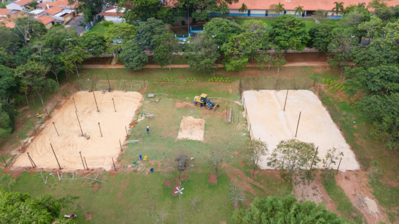 COMPLEXO DE QUADRAS DE BEACH TÊNIS E VÔLEI DE PRAIA DO PARQUE DOS LAGOS RECEBE MELHORIAS