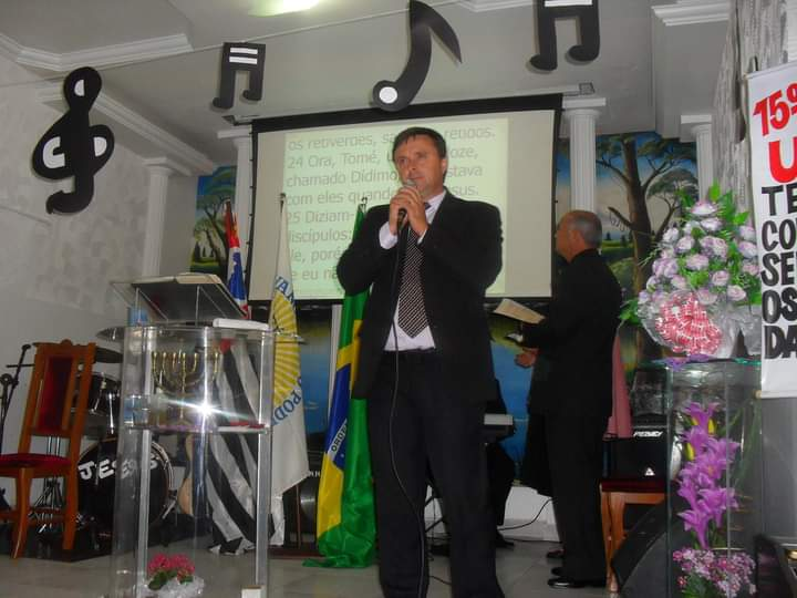 Reportagem Investigativa: O uso de Malaquias 3:8-10 nos púlpitos brasileiros