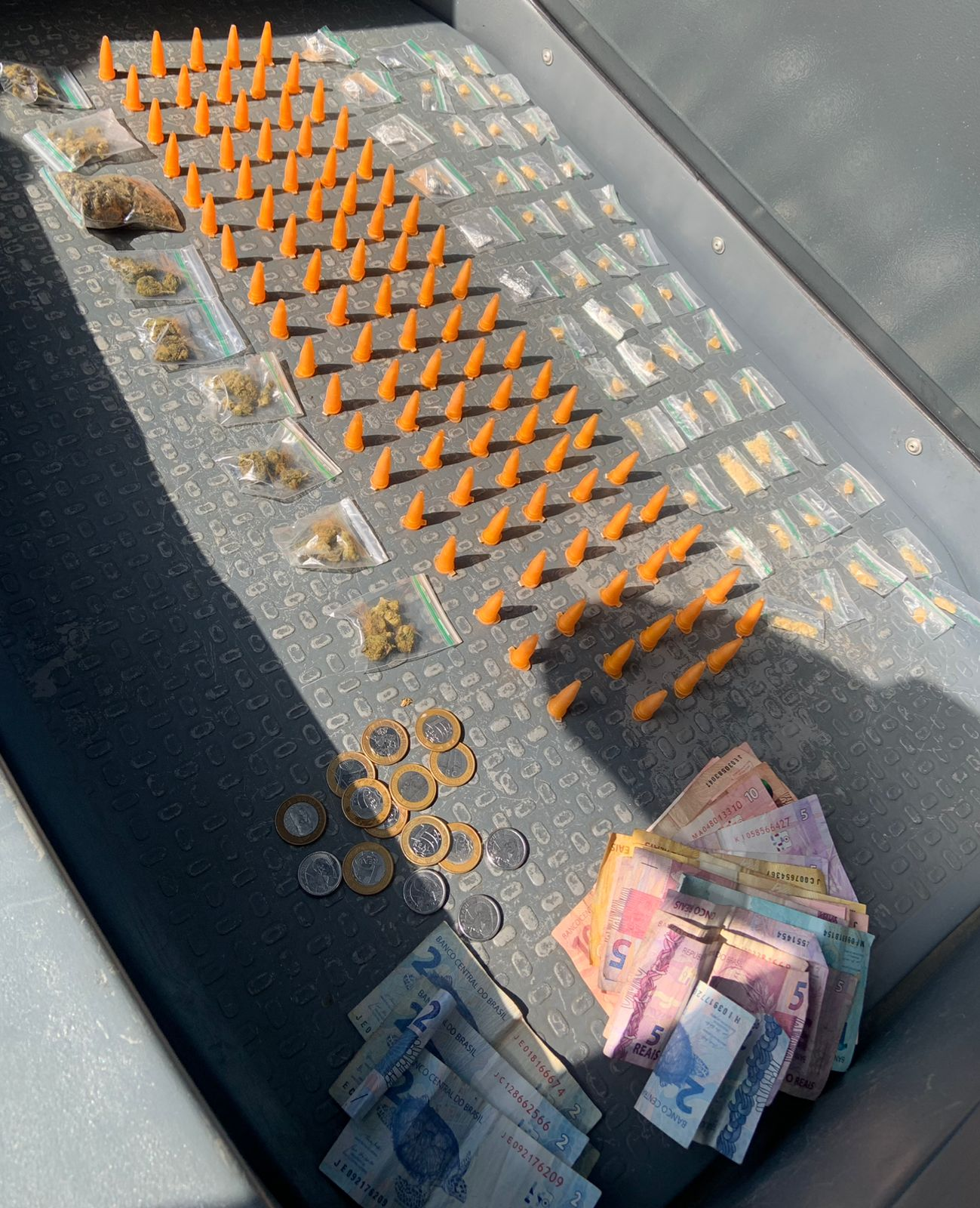 TRÁFICO DE DROGAS: ADOLESCENTE É DETIDO EM AÇÃO DA GUARDA CIVIL MUNICIPAL DE JAGUARIÚNA