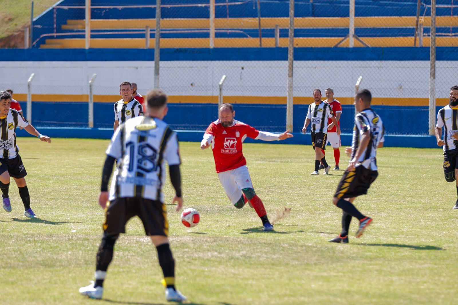 GOLEADAS MARCAM RODADA DO SUPERVETERANOS