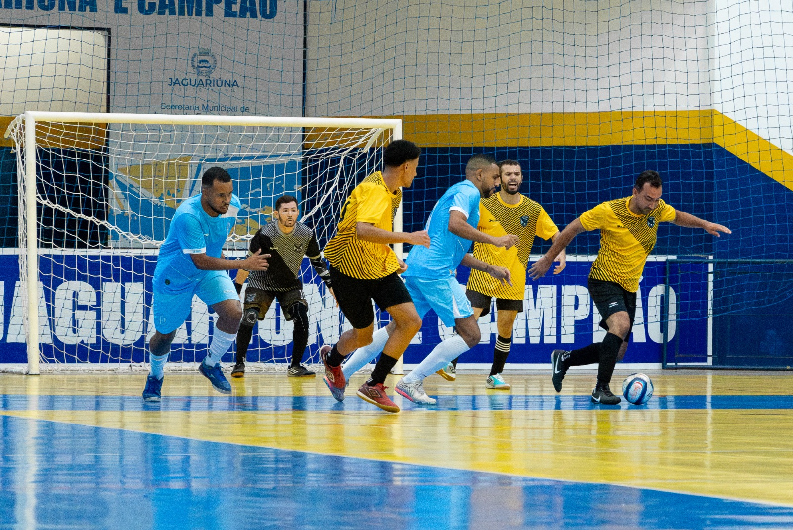 RODADA NA TAÇA PRATA DO FUTSAL DEFINE PRIMEIROS CLASSIFICADOS E REBAIXADOS