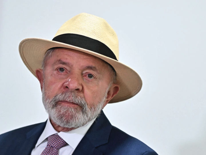 LULA ASSINA DECRETO QUE MUDA REGRAS DO VALE-REFEIÇÃO E IMPOSTOS PARA RESTAURANTES