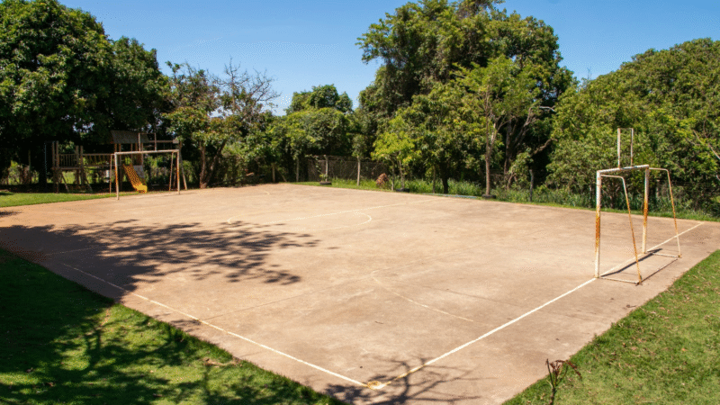 PREFEITURA DE JAGUARIÚNA INVESTE R$ 5 MILHÕES NA COBERTURA DE QUADRAS EM ESCOLAS MUNICIPAIS