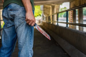 MULHERES GRITAM POR SOCORRO: ONDA DE FEMINICÍDIOS ASSUSTA O PAÍS ENQUANTO O GOVERNO PERMANECE INERTE
