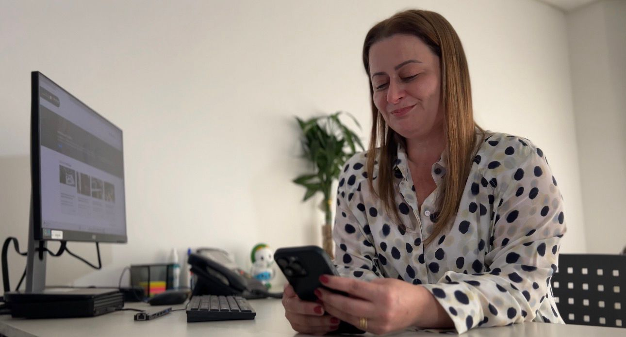 ‘Corre no quarto e tira sua filha do computador’: a história de uma jovem salva pelo Noad