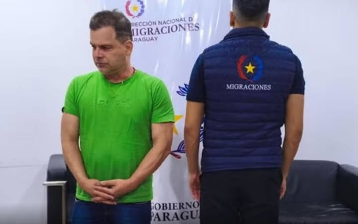 Ex-diretor da PRF é preso no Paraguai após romper tornozeleira e tentar fugir do Brasil com documentos falsos
