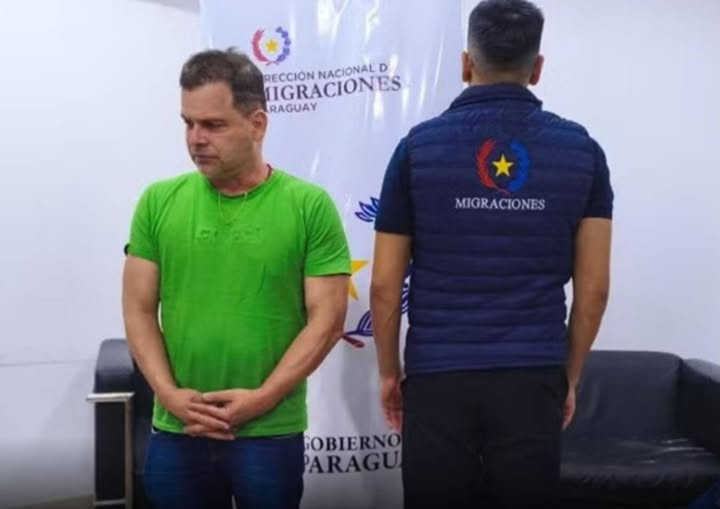 Ex-diretor da PRF é preso no Paraguai após romper tornozeleira e tentar fugir do Brasil com documentos falsos